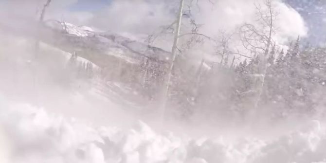 Freeskier Lawine