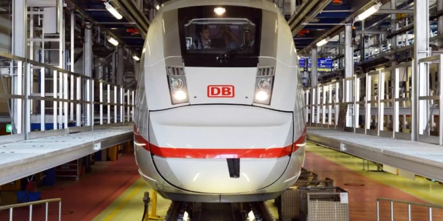 ICE 4 im Bahnbetriebswerk