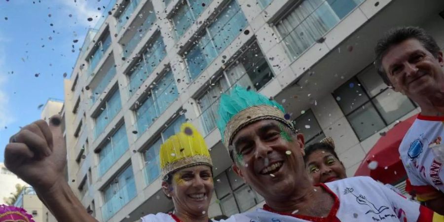 In nächsten Jahr will man in Rio wieder ausgelassen Karneval feiern. Foto: Fernando Frazão/Agencia Brazil/dpa