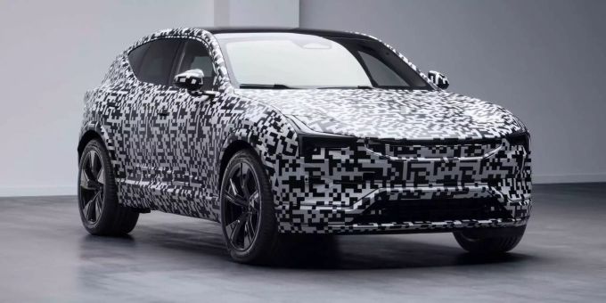 Der Polestar 3 zeigt sich noch getarnt, doch unter der Folie wartet das fertige Serienauto. 2022 Polestar 3