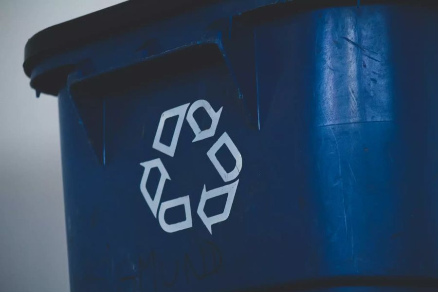 Recycling Symbol.