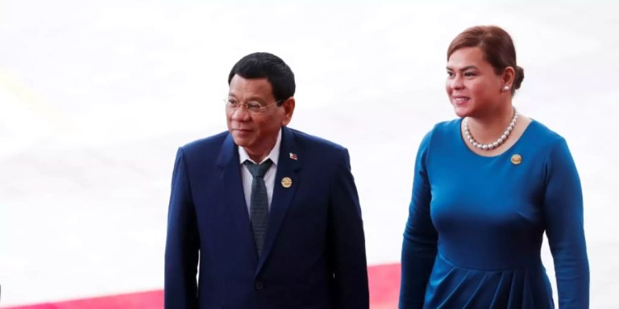 Sara Duterte mit Vater Rodrigo 2018 in China