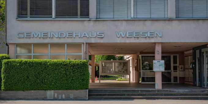 Gemeindehaus in Weesen im Kanton St. Gallen. Gemeindehaus in Weesen im Kanton St. Gallen.