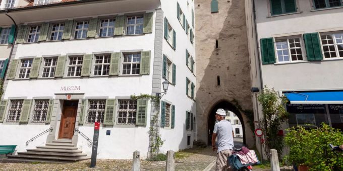 Das Museum Bischofzell mit Bogenturm zum Grubplatz. Das Museum Bischofzell mit Bogenturm zum Grubplatz.