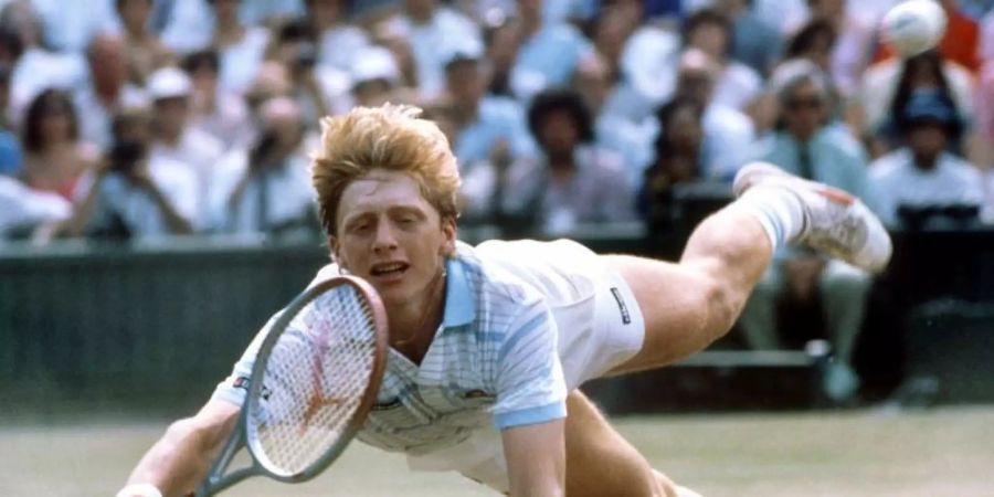 Boris Becker gelang mit einem Sieg bei dem Turnier von Wimbledon 1985 eine Sensation. Foto: Rüdiger Schrader/dpa/Archiv