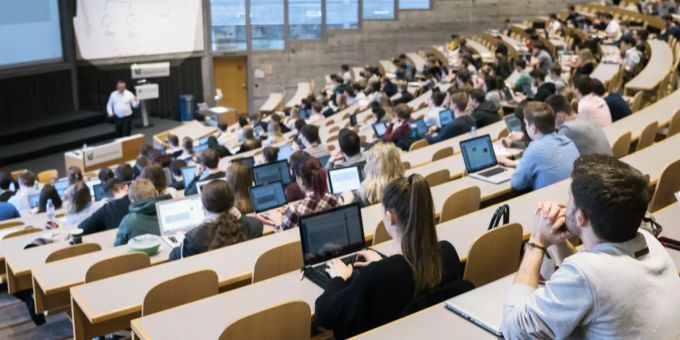 Studierende haben öfters Motivationsprobleme. Studienabbruch