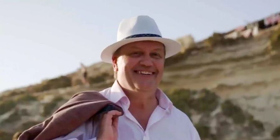 Hape Kerkeling als Reiseführer in «Hape und die 7 Zwergstaaten».