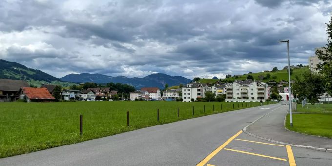 Aussicht auf Oberdorf (NW). Aussicht auf Oberdorf (NW).