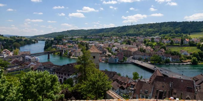 Aussicht über Schaffhausen mit Rhein. Aussicht über Schaffhausen mit Rhein.