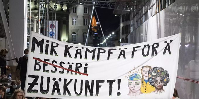 Auch Klimaaktivisten ergreifen gegen das aus ihrer Sicht ungenügende CO2-Gesetz das Referendum. (Archivbild) co2 gesetz