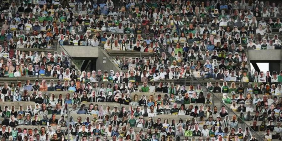 Die Debatte über die Rückkehr von Fans in die Stadien hält weiter an. Foto: Federico Gambarini/dpa-Pool/dpa