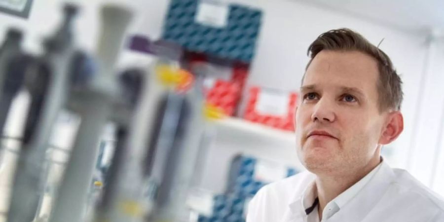 Hendrik Streeck, Direktor des Institut für Virologie an der Uniklinik in Bonn. Foto: Federico Gambarini/dpa