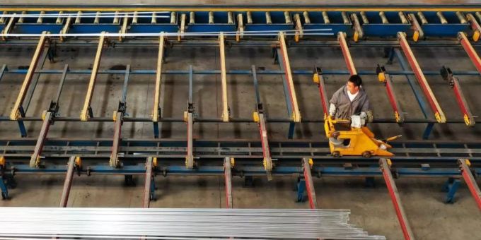 Trotz Corona - Chinas Wirtschaft legt im 3. Quartal um 4,9 Prozent zu