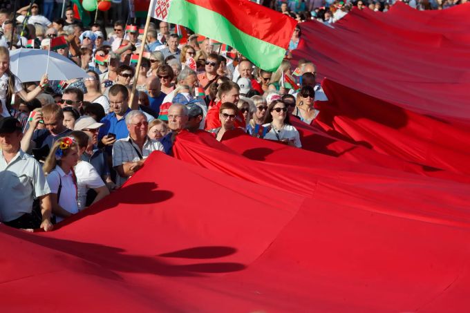 Letzten Sonntag waren Hunderttausende auf der Strasse, um gegen Lukaschenko und für Freiheit zu demonstrieren. proteste belarus