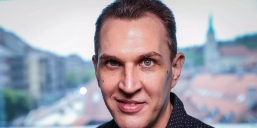 Ungarischer Journalist Szabolcs Dull