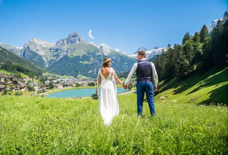 Denise Feierabend und ihr Andy haben geheiratet.