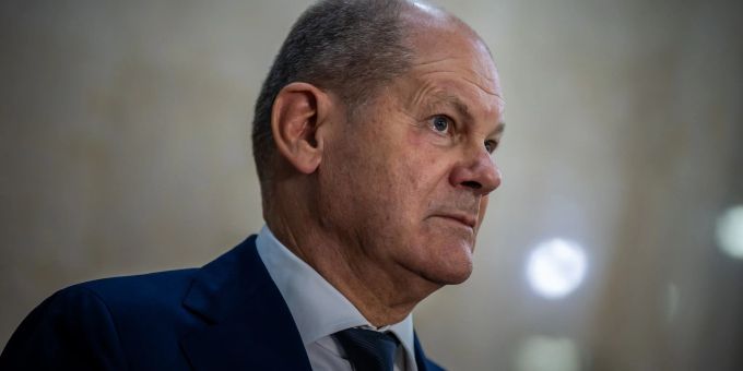 Bundeskanzler Olaf Scholz sichert Israel Unterstützung zu. Olaf Scholz
