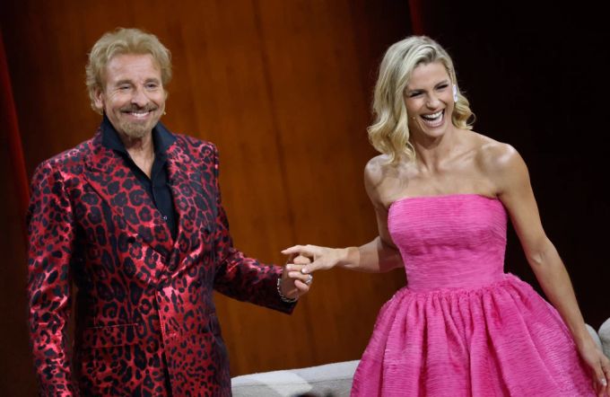 Thomas Gottschalk mit Co-Moderatorin Michelle Hunziker bei «Wetten, dass..?». Thomas Gottschalk