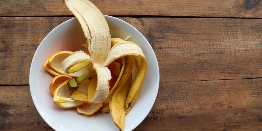 Bananenschalen können als Dünger benutzt werden.