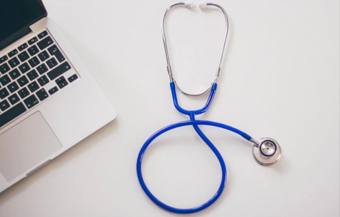 In der Schweiz besteht eine Krankenkassenpflicht. Die Versicherten können den Anbieter allerdings selbst wählen. Rechtsschutz