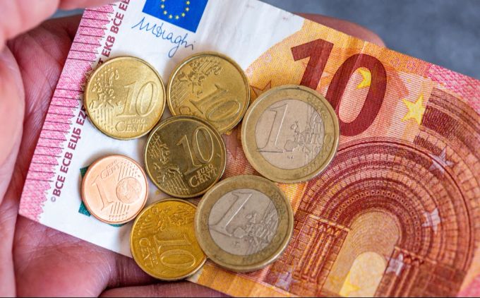 Bürgergeld Arbeitslosigkeit Erwerbstätigkeit Fehlanreize