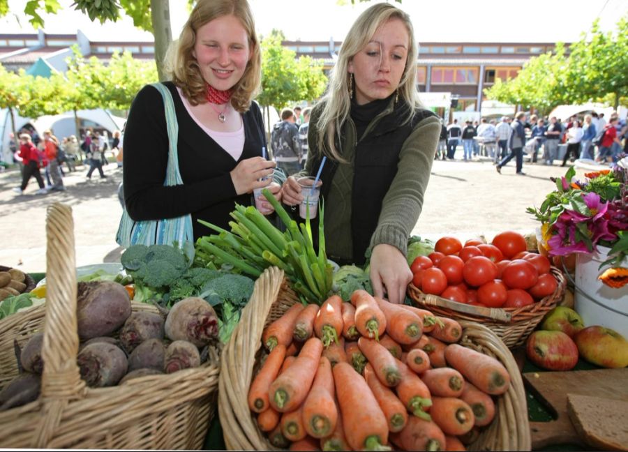 Sich gesünder zu ernähren, ist auch ein klassischer Neujahrsvorsatz. (Symbolbild)