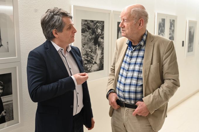 Franz Hohler (rechts) zusammen mit dem Präsidenten des Fördervereins Kunst und Kultur am Zürichsee, Thomas Kain. franz hohler