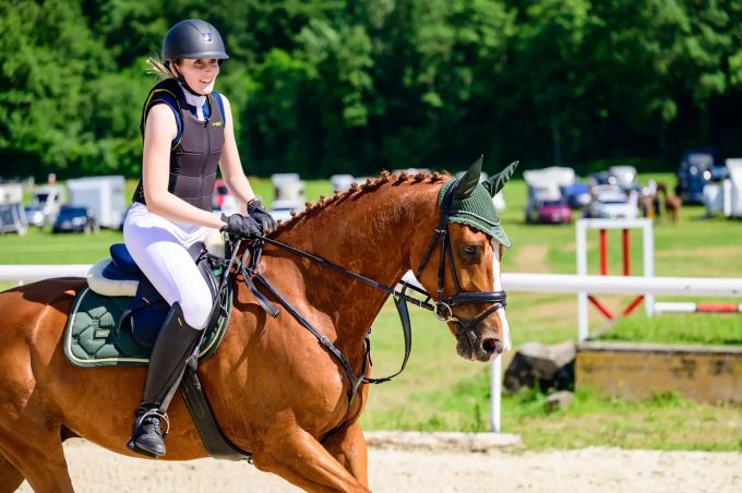 Springkonkurrenz Seon Tina Haller