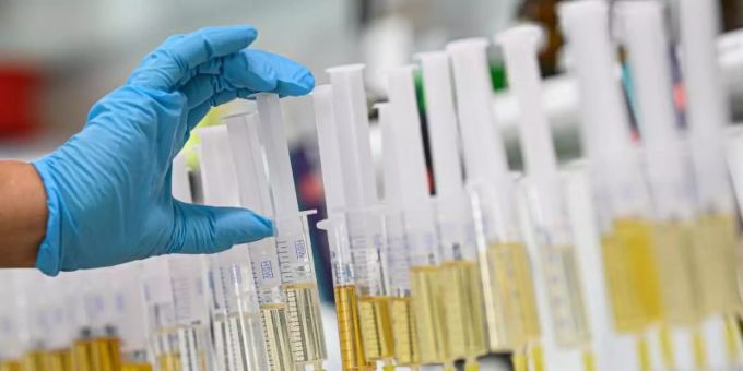 3800 Dopingproben hat die unabhängige Integritätskommission des Leichtathletik-Weltverbandes hat in den vergangenen sechs Monaten gesammelt. Foto: Robert Michael/dpa-Zentralbild/ZB 3800 Dopingproben hat die unabhängige Integritätskommission des Leichtathletik-Weltverbandes hat in den vergangenen sechs Monaten gesammelt. Foto: Robert Michael/dpa-Zentralbild/ZB