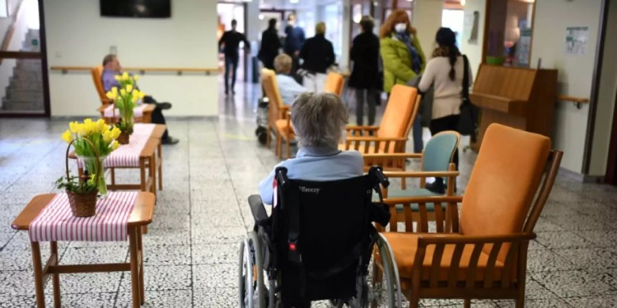 Bewohnerin in Pflegeheim