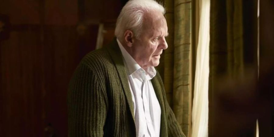 Berührend: Anthony Hopkins in einer Szene des Films "The Father". Foto: Sean Gleason/Tobis Film/dpa