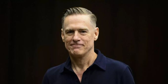 Pirelli-Kalender - Bryan Adams ist Fotograf der 2022 Ausgabe