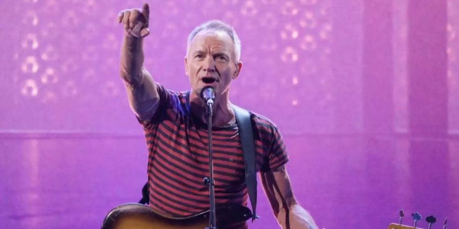 Ein Superstar auf dem Reeperbahn Festival: Sting gibt den Startschuss. Foto: Axel Heimken/dpa