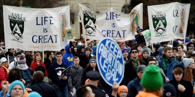 Abtreibungsgegner und -befürworter demonstrieren in Washington Abtreibungsgegner und -befürworter demonstrieren in Washington