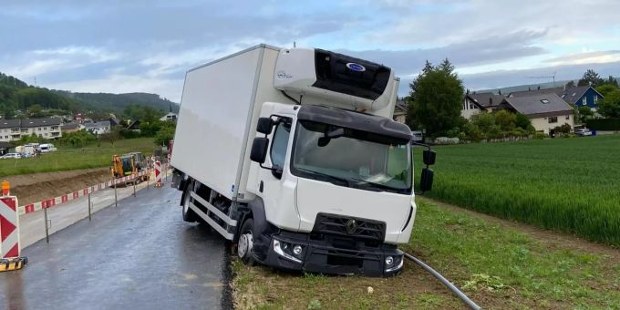 Der Lenker blieb beim Unfall unverletzt. Kantonspolizei Basel-Landschaft