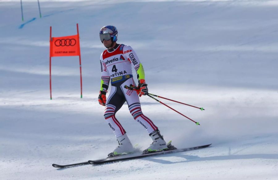 Der Halbzeit-Führende Alexis Pinturault scheidet im zweiten Lauf aus.