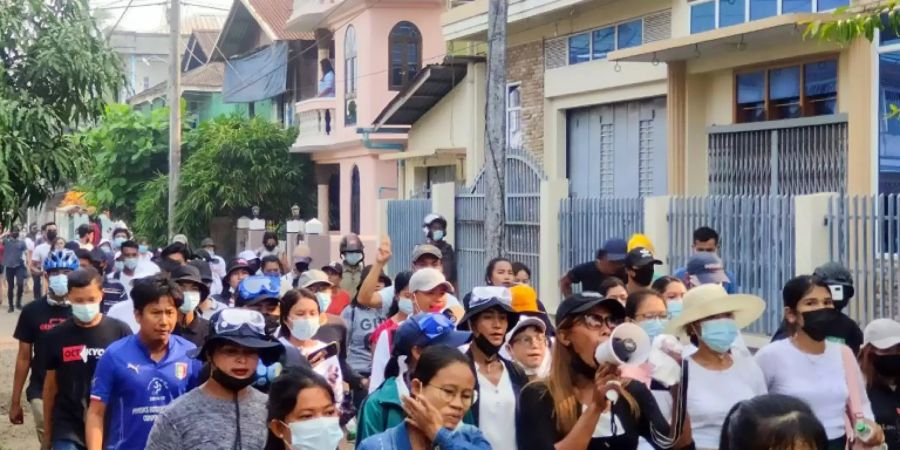 Demonstranten in Dawei