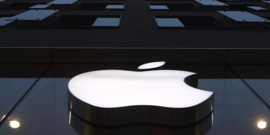 Apple startet mit starken Zahlen in dieses Jahr. Foto: Matthias Schrader/AP/dpa