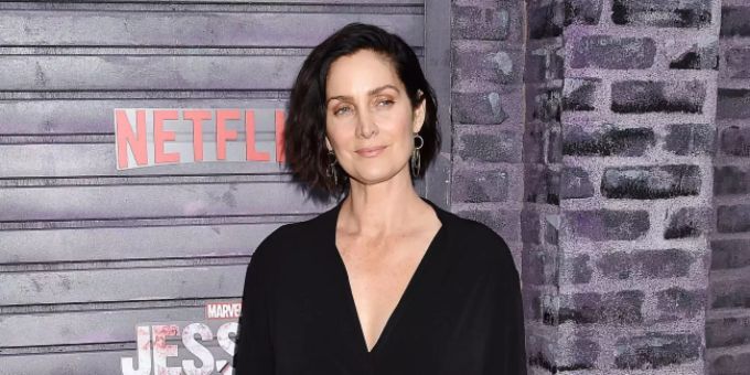 Carrie-Anne Moss und Keanu Reeves sind in der Fortsetzung der Matrix-Trilogie zu sehen. Matrix-Trilogie