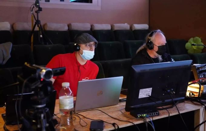 Der erste Livestream am 27. Februar ging erfolgreich über die Bühne. Oensingen Onik Unverhört Livestream