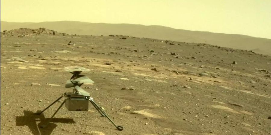 Der Mini-Hubschrauber «Ingenuity» soll deutlich länger auf dem Mars herumschwirren als zunächst geplant. Foto: NASA/JPL-Caltech/dpa