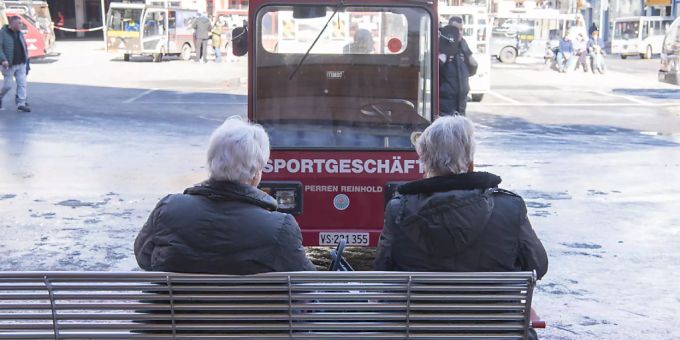 Sie werden mehr in der Schweiz: ältere Menschen, die eine Altersrente beziehen. (Symbolbild) Sie werden mehr in der Schweiz: ältere Menschen, die eine Altersrente beziehen. (Symbolbild)