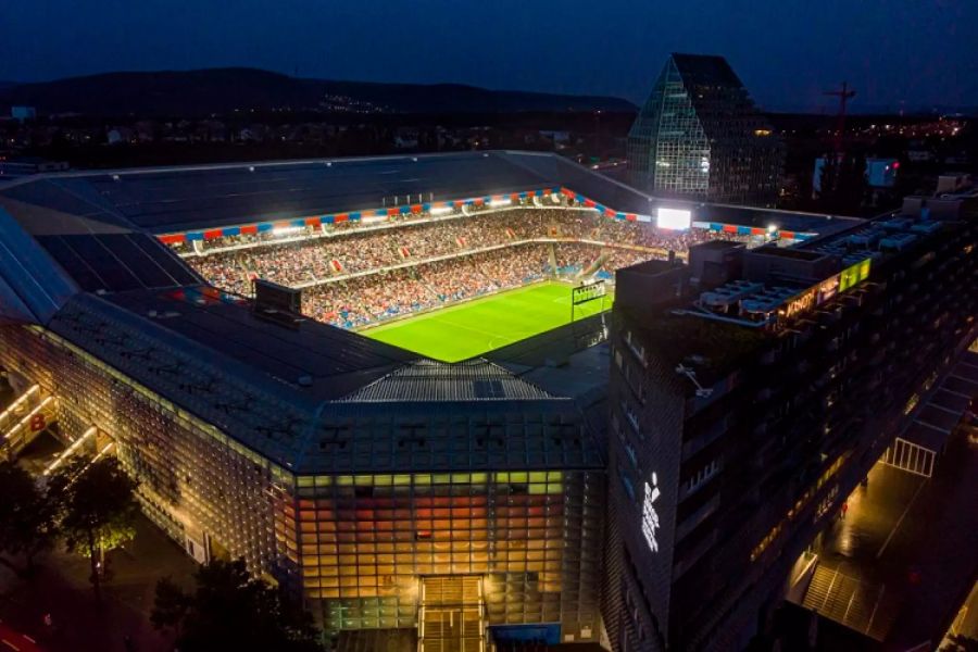 Der St. Jakob-Park wurde am Montag 20 Jahre alt.