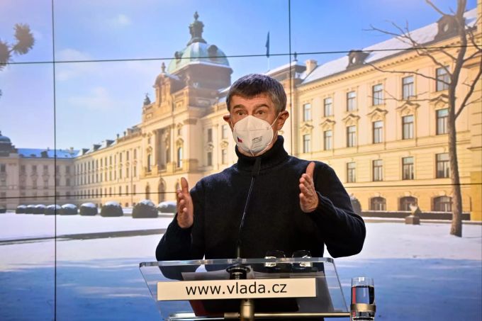 Andrej Babis, Ministerpräsident von Tschechien, spricht bei einer Pressekonferenz im Anschluss einer ausserordentlichen Regierungssitzung zur Lage in der Corona-Pandemie. Coronavirus - Tschechien