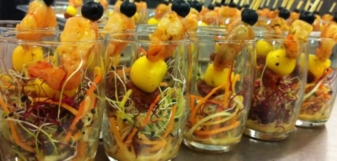 Die Welt ist voller Individuen. So individuell wie die Kunden von prime-food Catering & Events sind, werden auch deren Anlässe gestaltet. prime-food Catering & Events