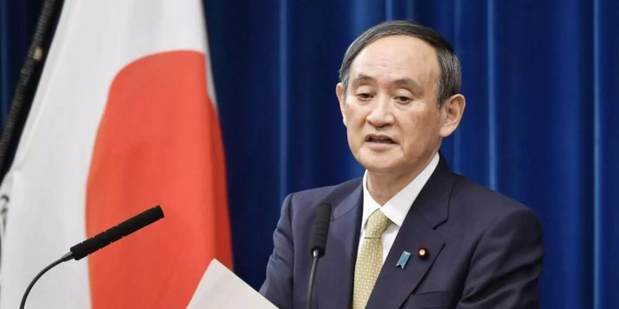 Der japanische Ministerpräsident Yoshihide Suga hält weiter an der Olympia-Planung fest. Foto: -/kyodo/dpa