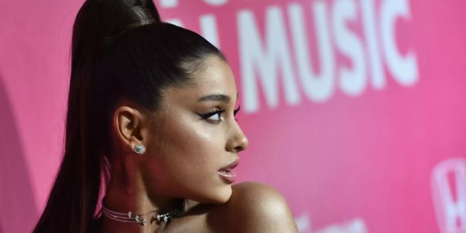 Die US-Sängerin Ariana Grande an der 13. jährlichen Billboard-Veranstaltung «Women In Music» im Pier 36 in New York City. Ariana Grande