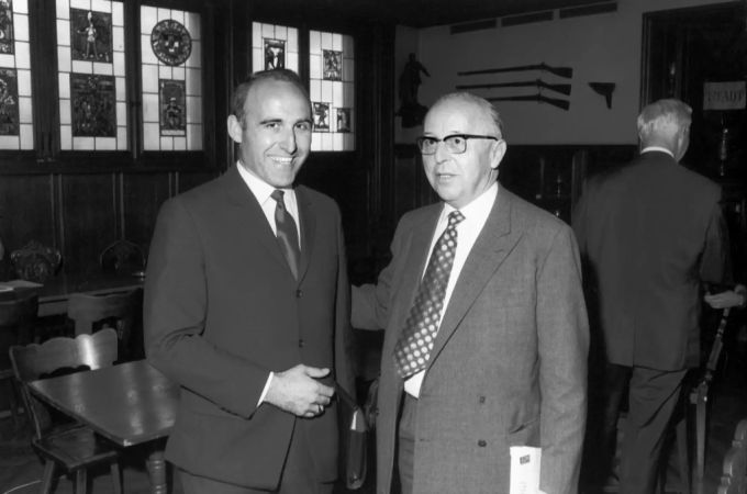 Die Gründung der SVP 1971 mit Präsident Hans Conzett (rechts). Gründung SVP 1971