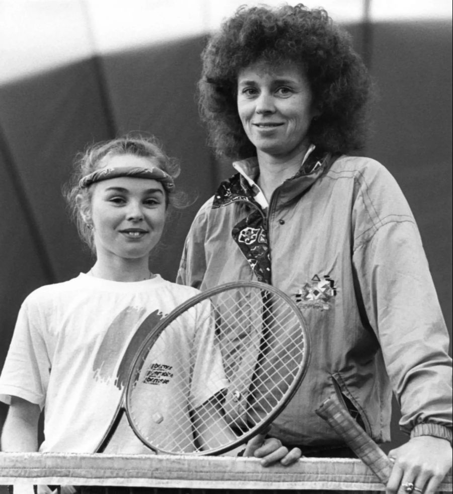 Martina Hingis mit Mutter Melanie Molitor im Jahr 1991.