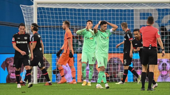 Borussia Mönchengladbach und Bayer Leverkusen sorgen in der Bundesliga für ein Spektakel. Borussia Mönchengladbach